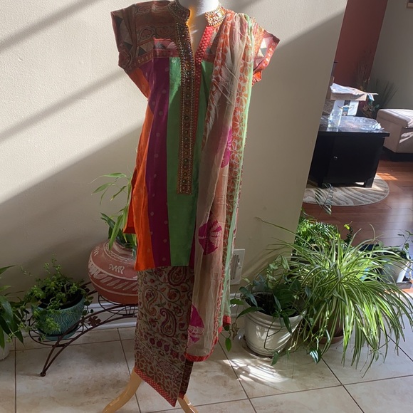 Indian Salwar kameez / shorter length Kurta multicolored NWOT Sz M - Picture 7 of 12